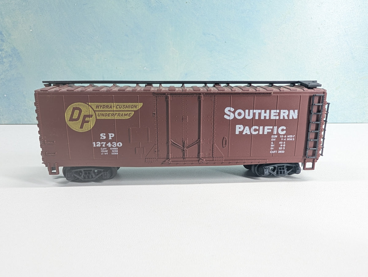USED HO Scale 40' Box Car Southern Pacific SP #127430