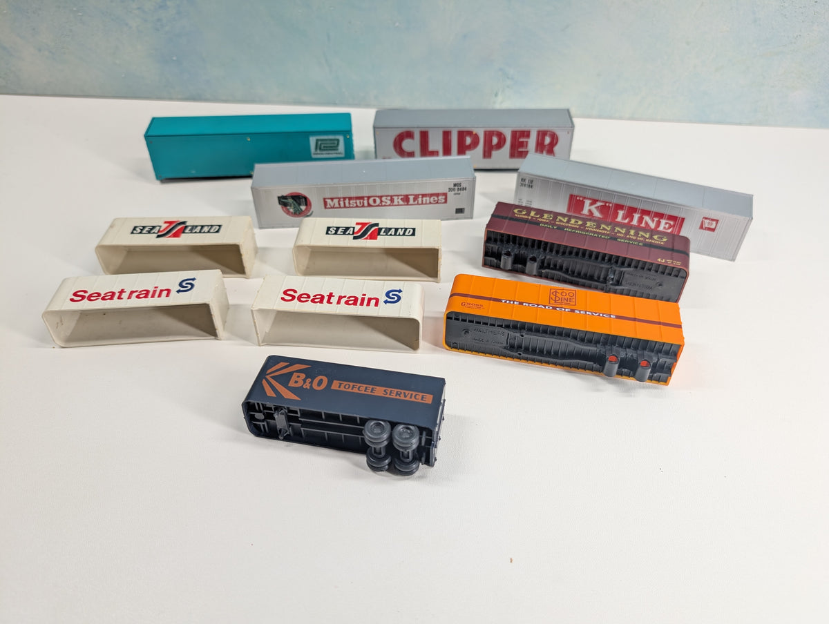 USED HO Scale Lot of Trailers & Containers Parts/Repairs PC, SOO, K-Line + more