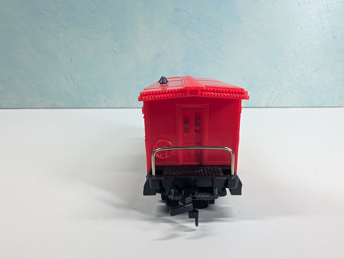 USED Model Power HO Scale Red Safety Bay Window Caboose #9125