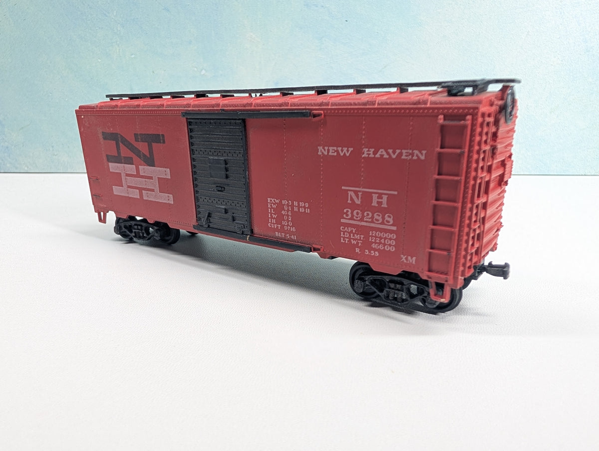 USED Athearn HO Scale 40' Box Car New Haven NH #39288
