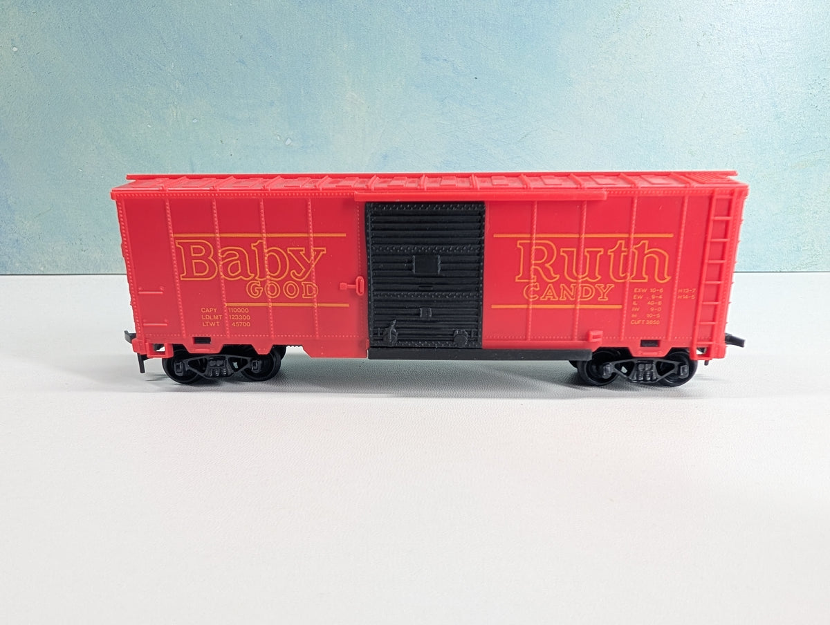 USED HO Scale 40' Box Car Baby Ruth