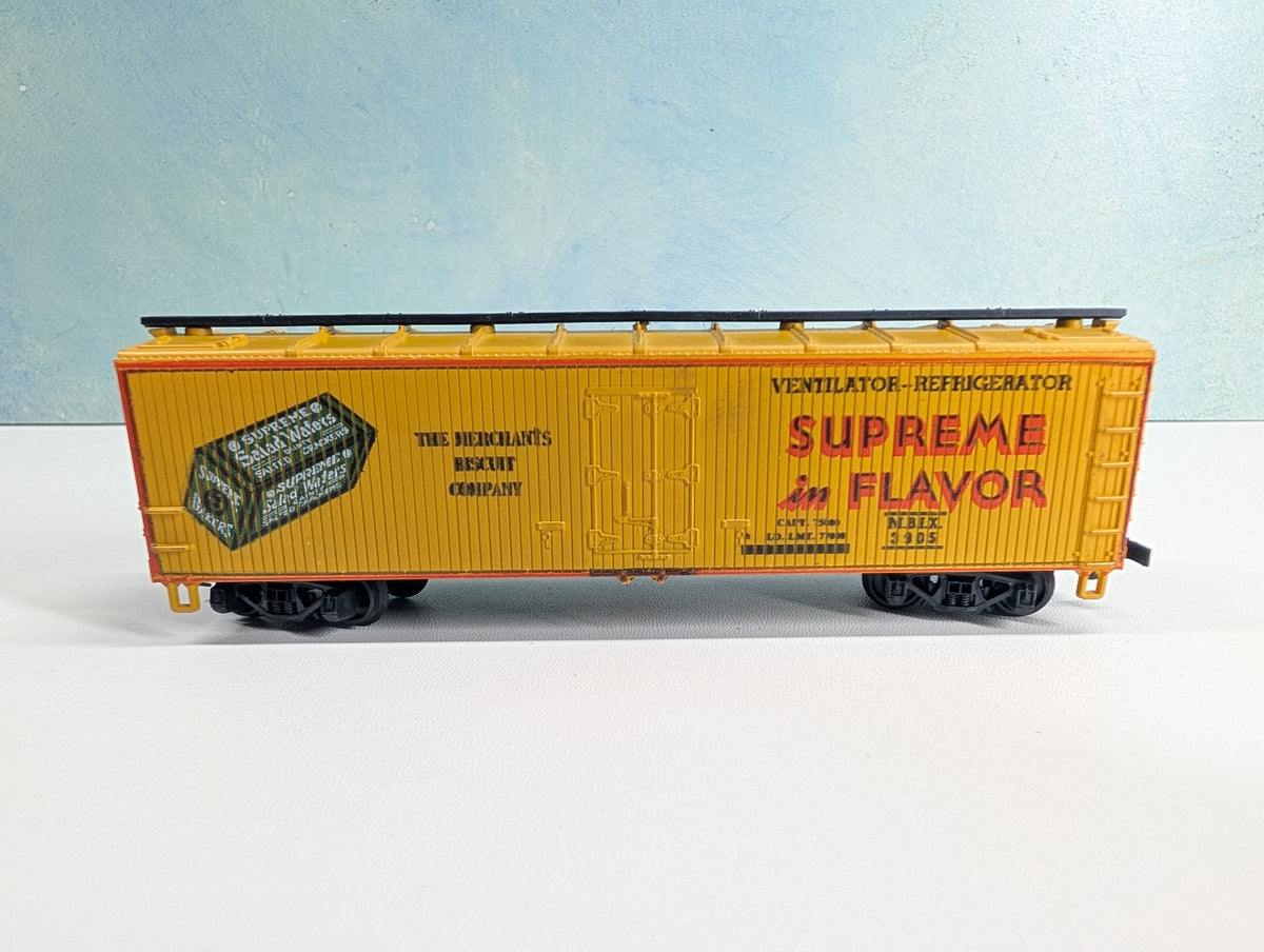 USED AHM HO Scale 40' Wooden Reefer Box Car Supreme Salad Wafers MBIX #3905