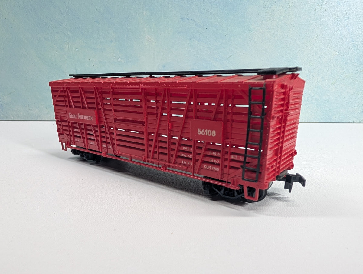 USED AHM HO Scale 40' Cattle Stock Car Great Northern #56108