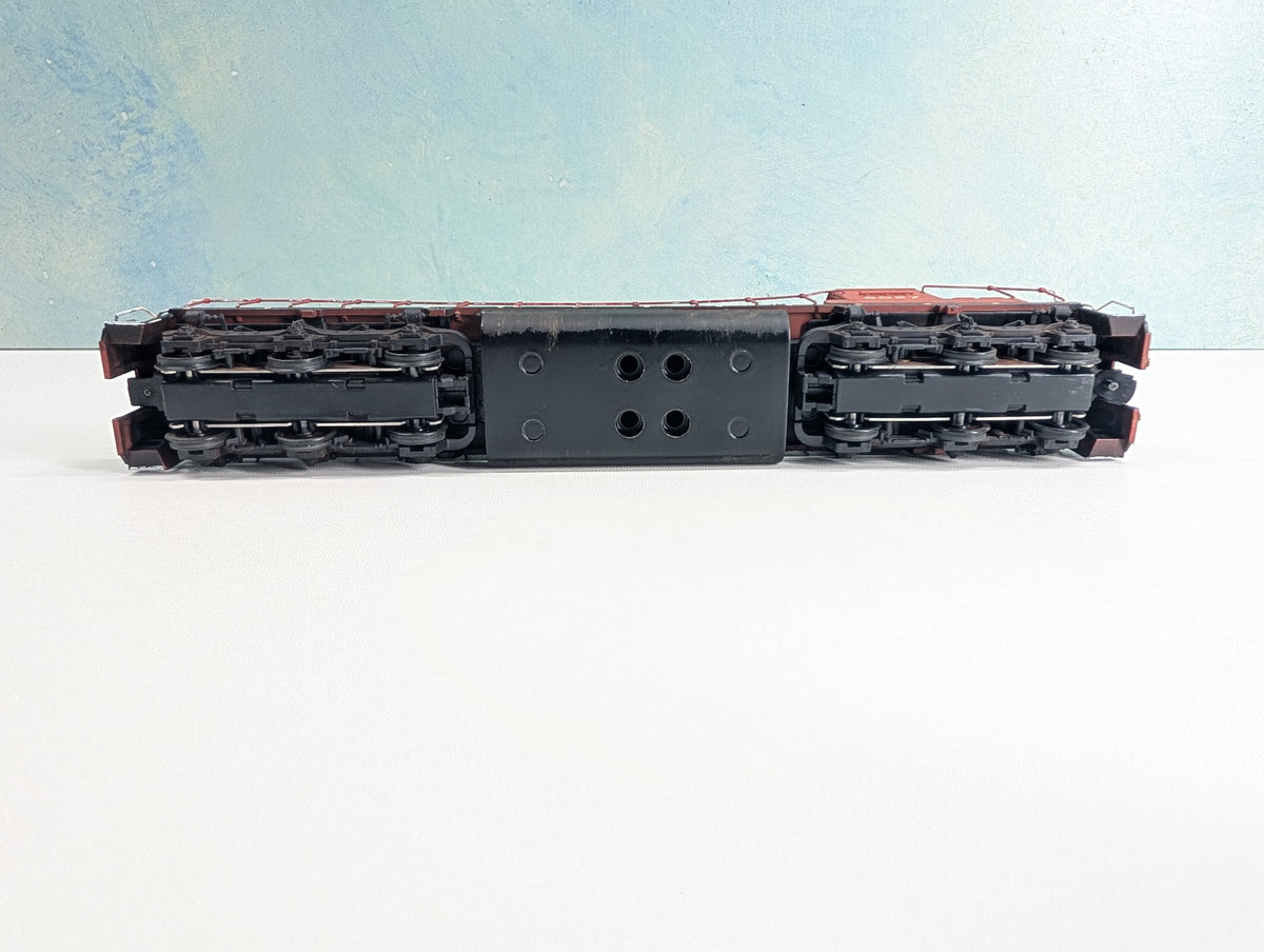 USED Athearn HO Scale SD40-2 Diesel Locomotive Canadian Pacific CP #6027 Weathered Non-Powered