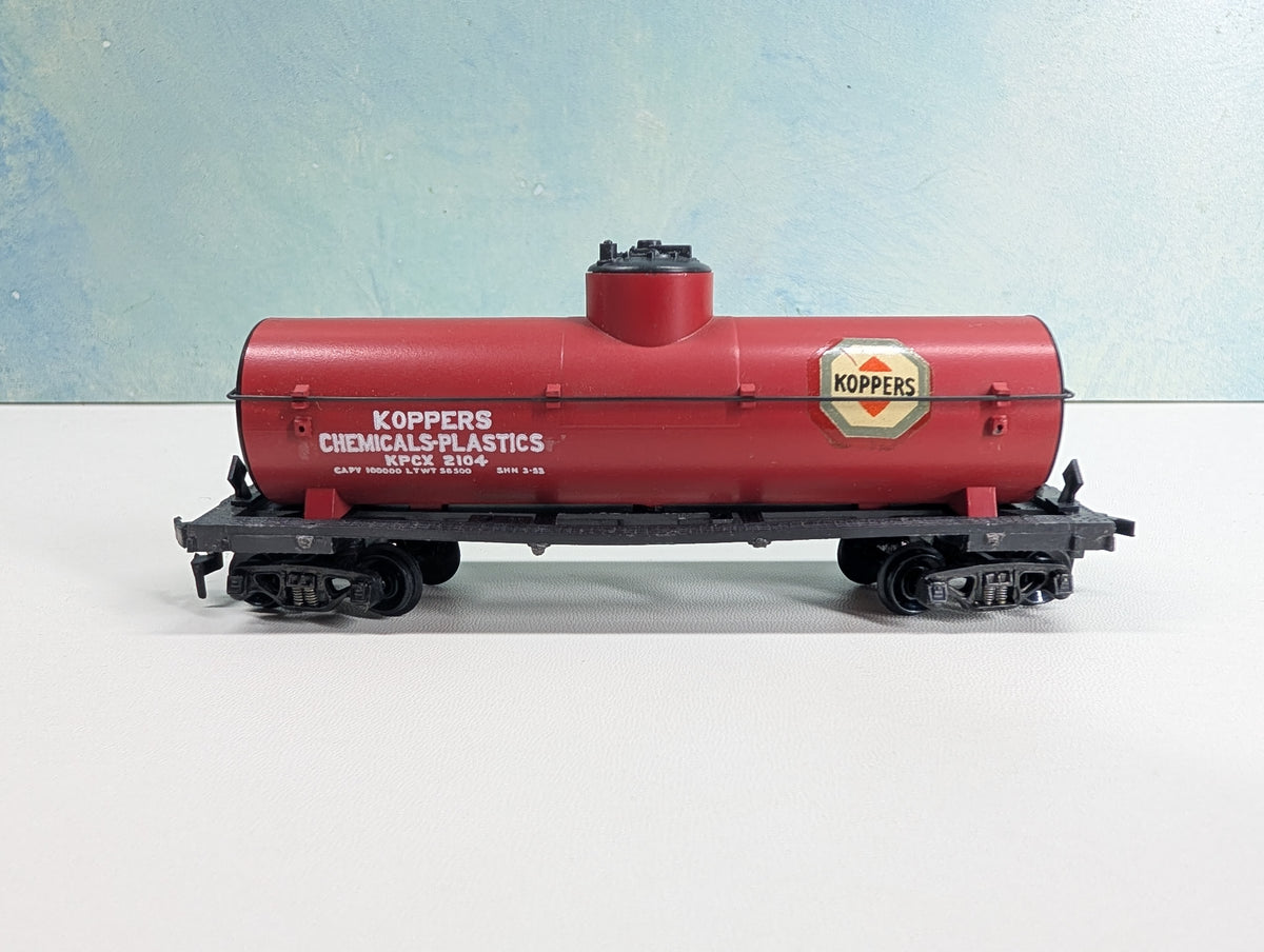 USED Varney HO Scale Single Dome Tank Car Koppers Chemicals KPCX #2104