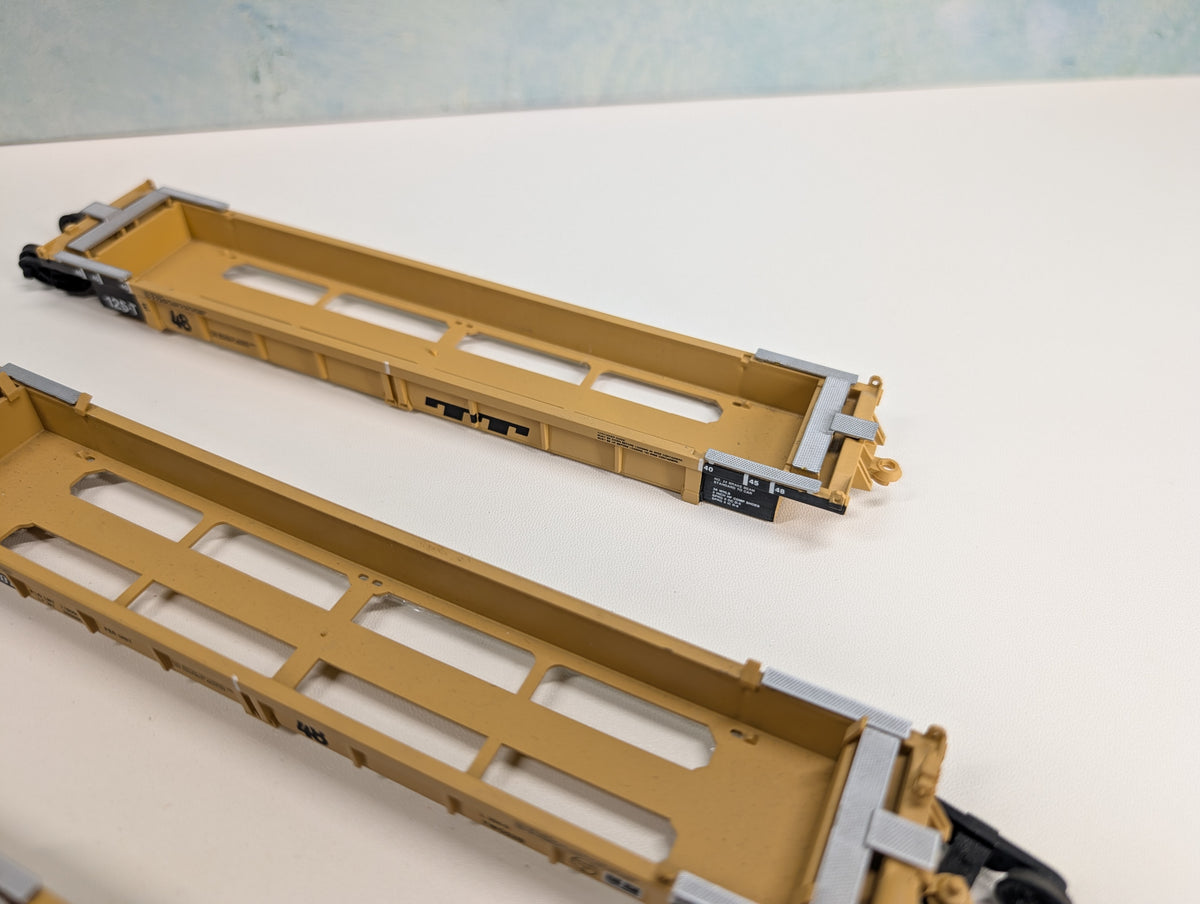 USED Walthers 932-3971 HO Scale 305' Thrall 5 Unit Articulated Double Stack 48' Well Car TTX DTTX #72382