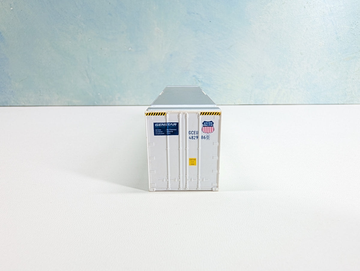 USED Walthers HO Scale 48' Container Genstar GCEU #4829860