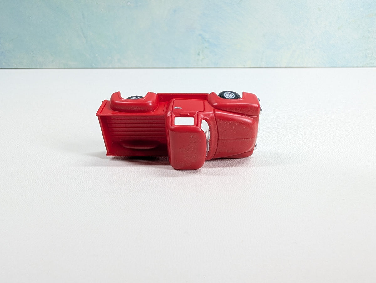 USED HO Scale Red Pick-Up Truck