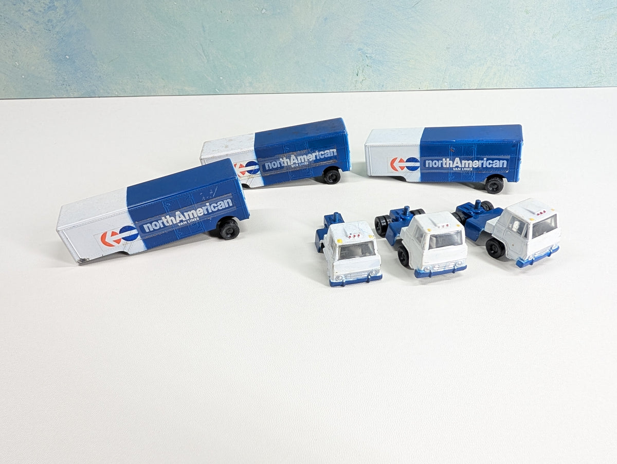 USED Bachmann 2302 HO Scale Lot of North American Trailers and Cabs