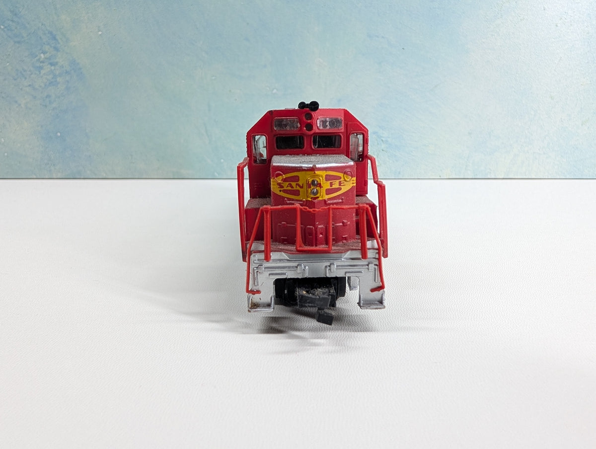 USED Life-Like HO Scale GP-38 Diesel Locomotive Santa Fe #3500 Unpowered