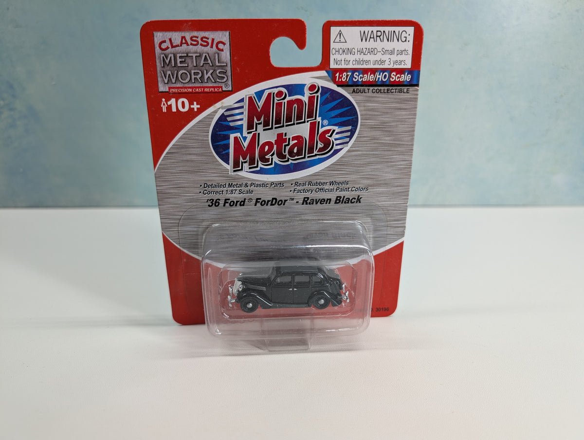 Classic Metal Works 30196 HO Scale '36 Ford ForDor, Raven Black (Sealed)