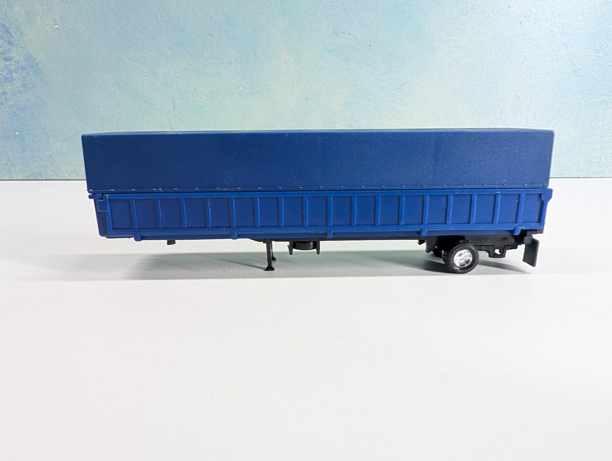 USED HO Scale 41' Covered Trailer, Blue