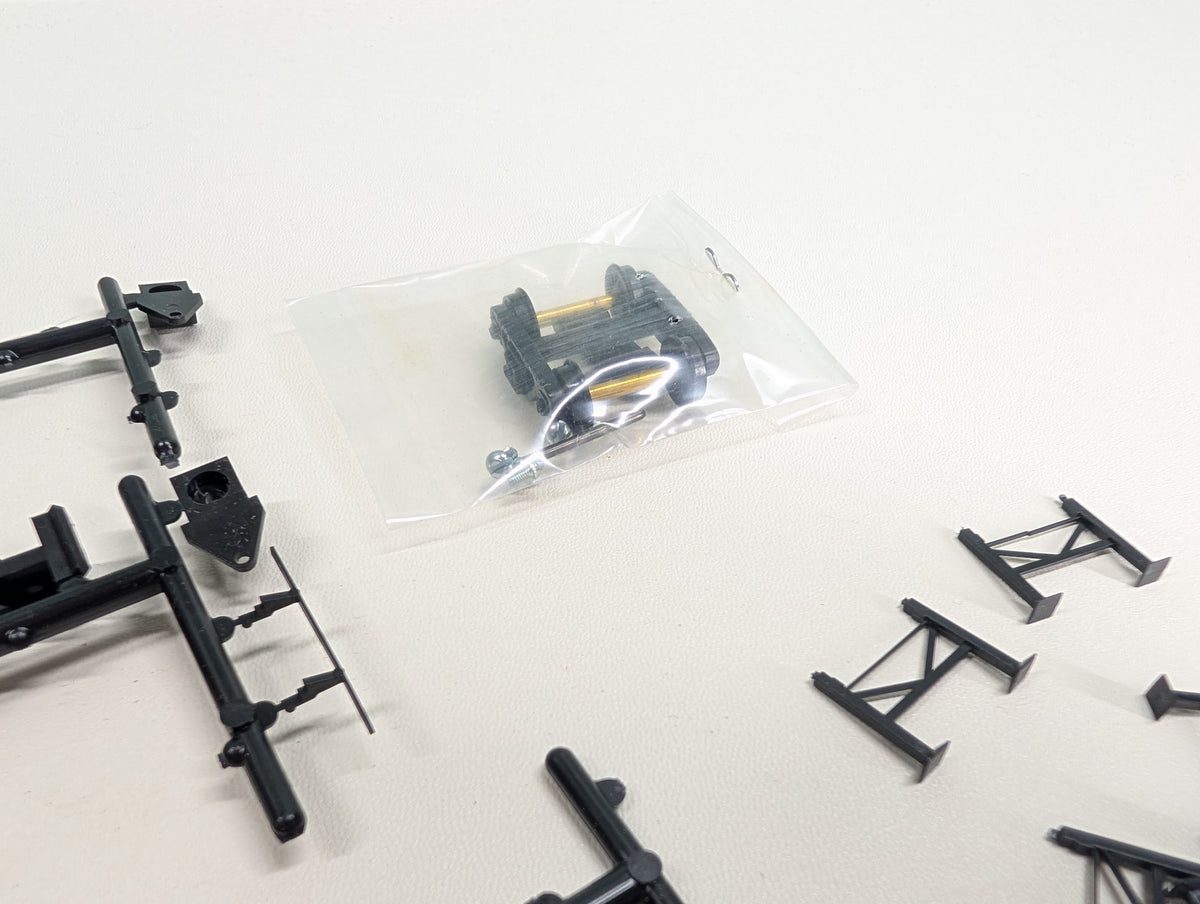 USED Bowser HO Scale Roadrailer Parts and Pieces