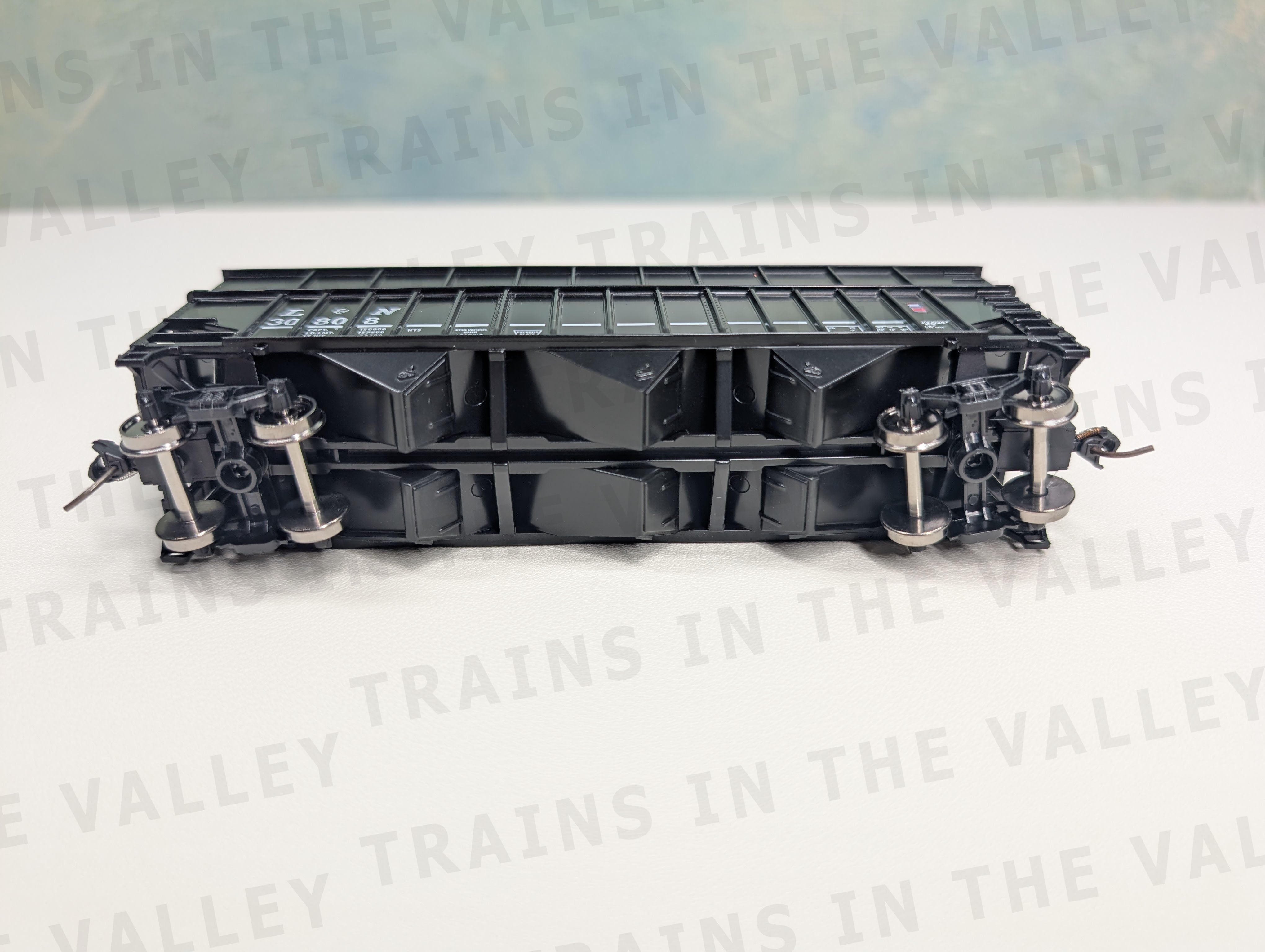 Bowser 43436 HO Scale 70 Ton Rib Side Wood Chip Hopper Louisville & Nashville L&N #30808