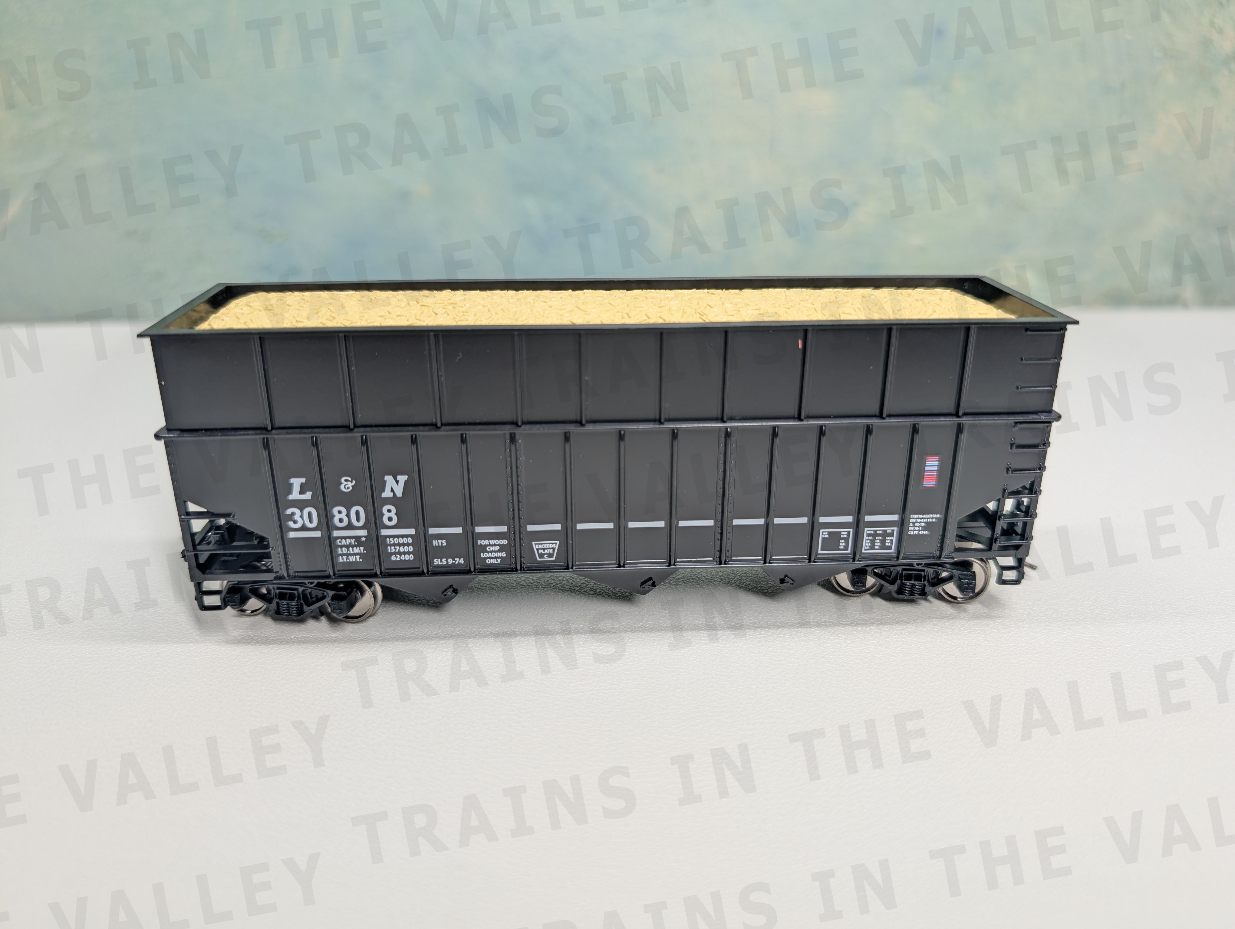 Bowser 43436 HO Scale 70 Ton Rib Side Wood Chip Hopper Louisville & Nashville L&N #30808