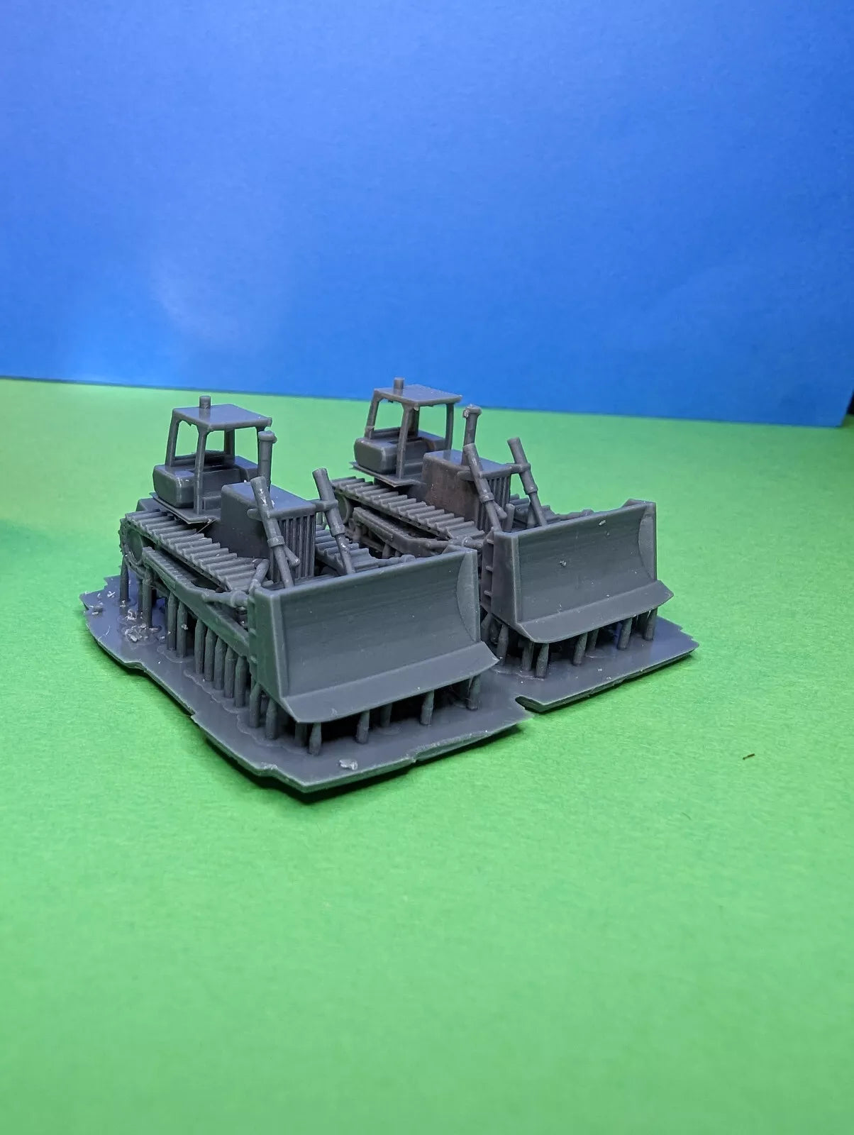 Whistle Stop Models HO3000 HO Scale Set of Small Dozers, Resin 3D Printed, Highly Detailed